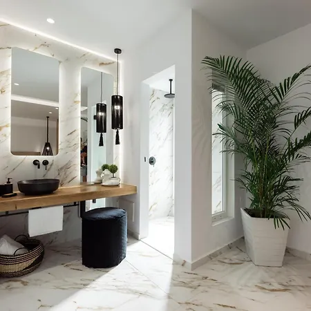 公寓 Olvos Naxos City