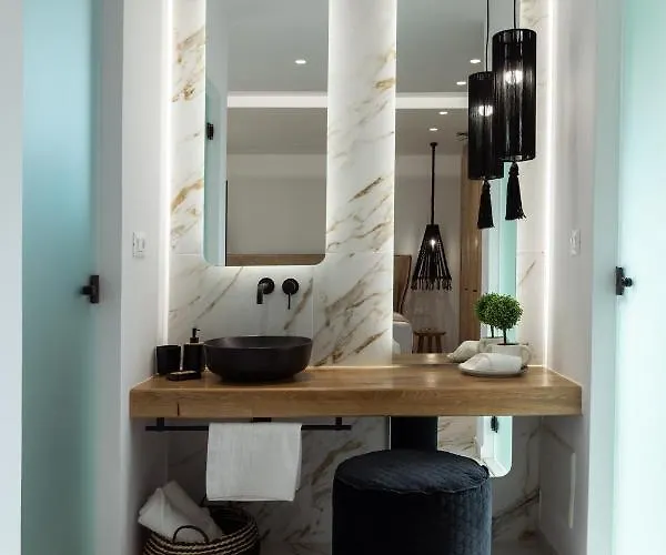 Olvos شقة Naxos City